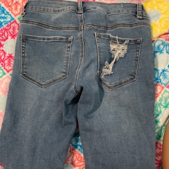 Rue21 distressed jeans - Picture 4 of 4